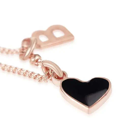 Collana Megghy con cuore nero e lettera